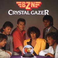 06 Crystal Gazer